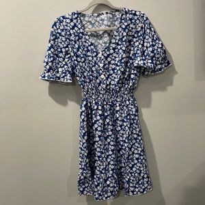 I’m a small business owner who wants to sell my stuff on poshmark